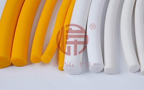 硅膠密封條在高溫的情況還能保持密封嗎？-常州嶸牌橡塑制品有限公司